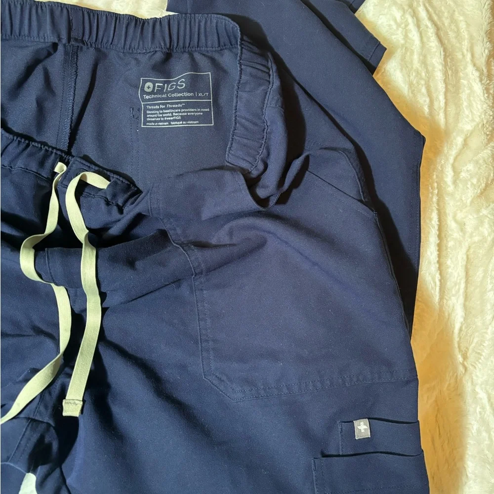 Figs men’s scrub